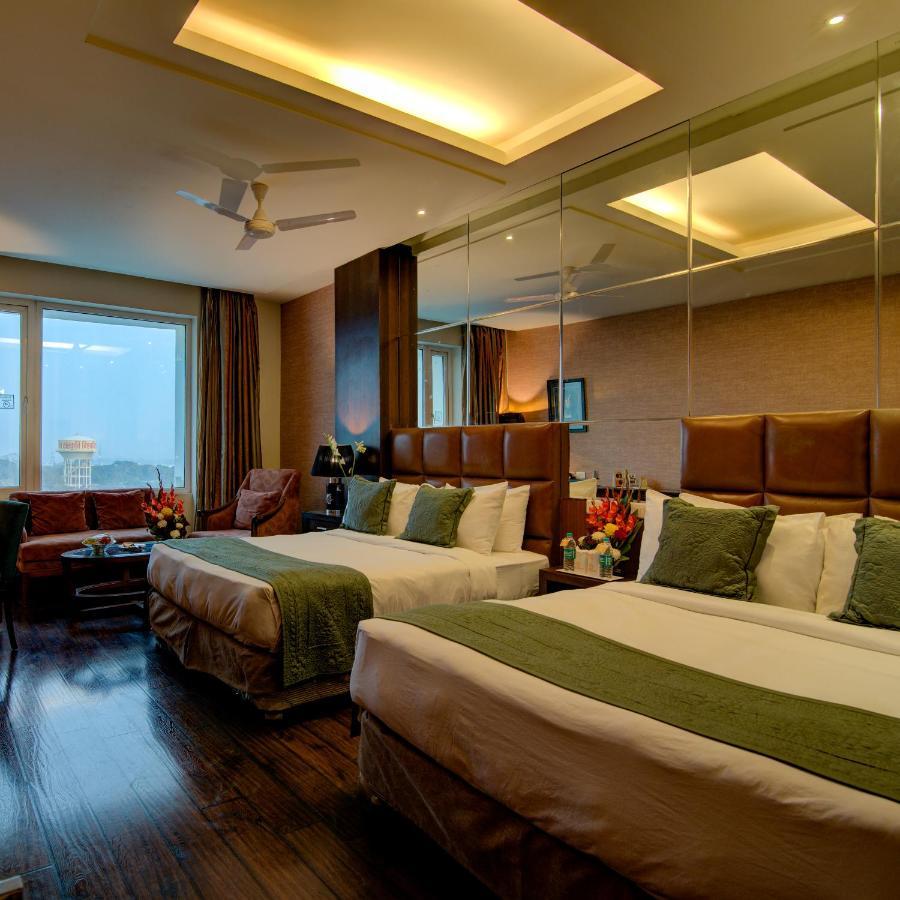 Godwin Haridwar Hotel Luaran gambar