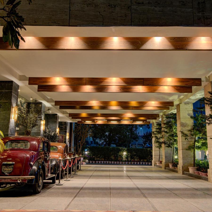 Godwin Haridwar Hotel Luaran gambar