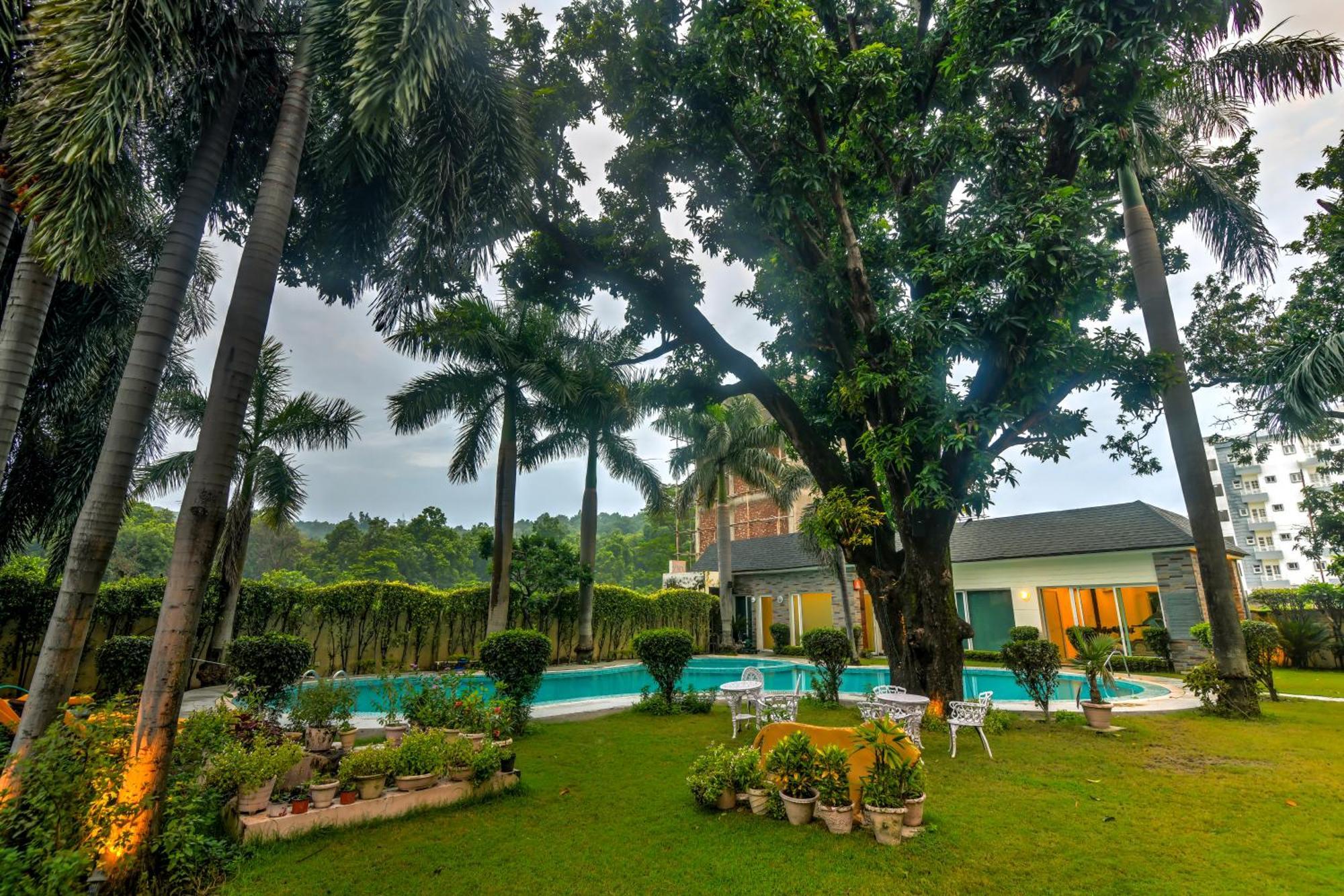 Godwin Haridwar Hotel Luaran gambar