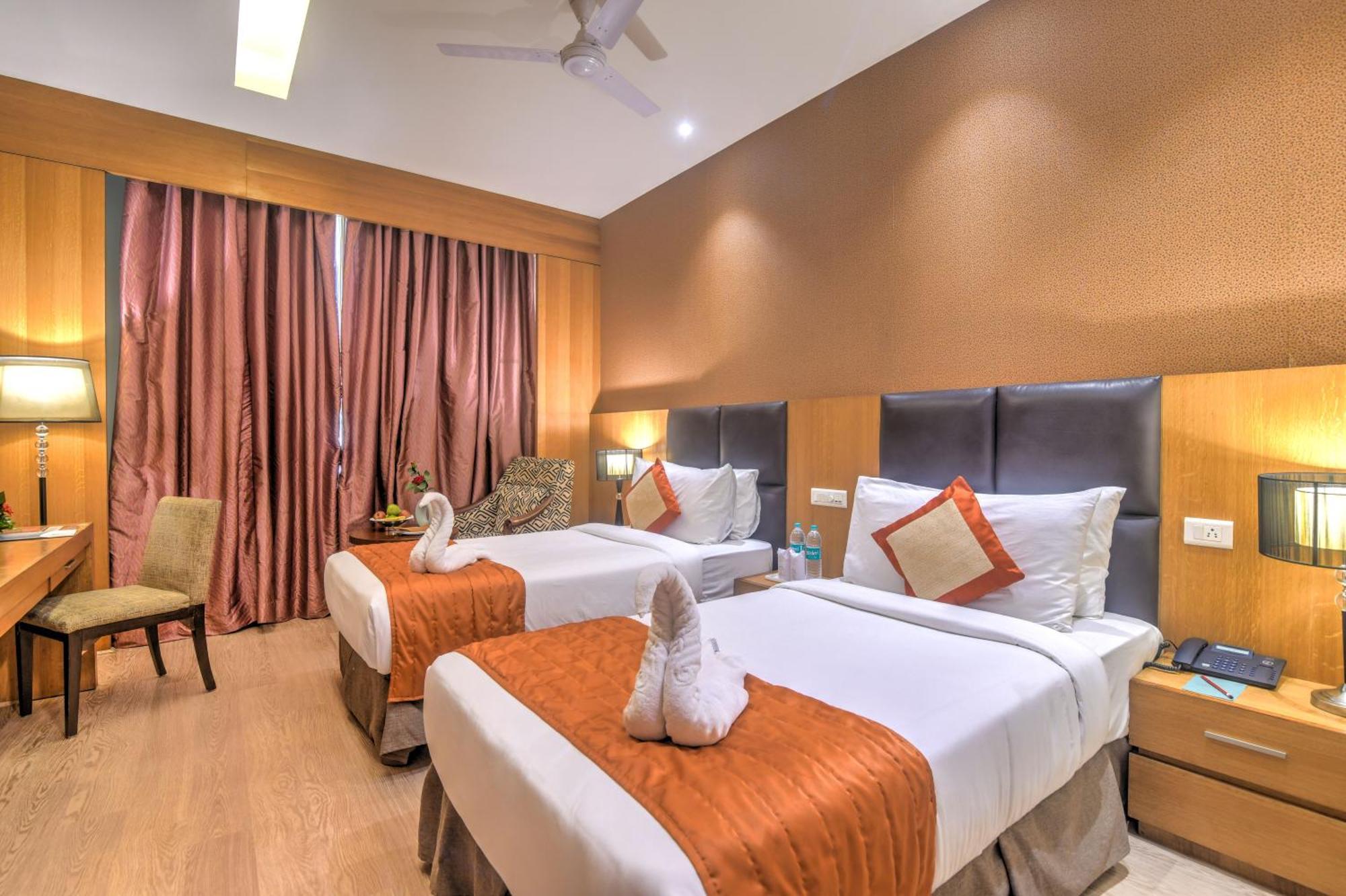 Godwin Haridwar Hotel Luaran gambar